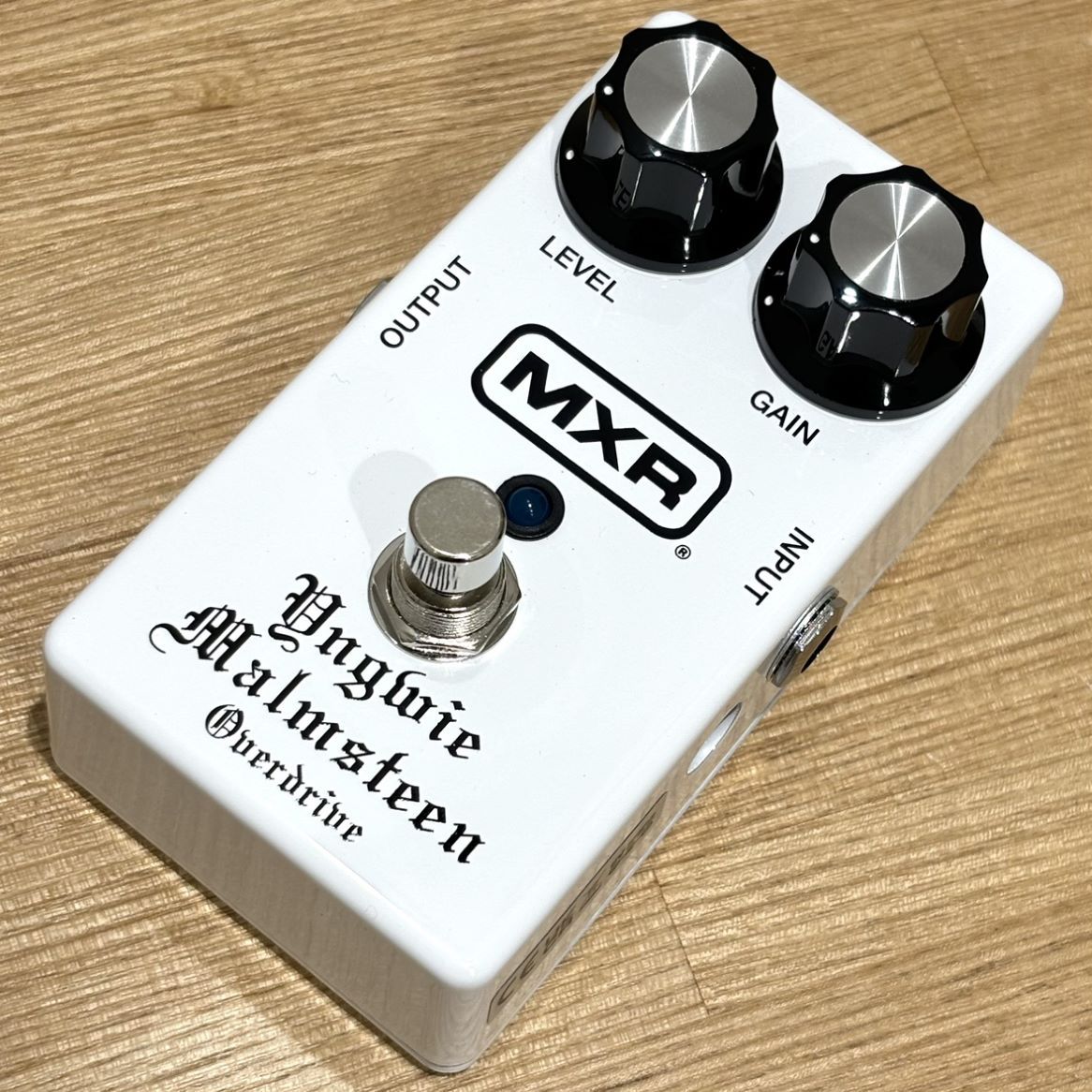 MXRから「Yngwie Malmsteen OVERDRIVE」のホワイトver.登場!