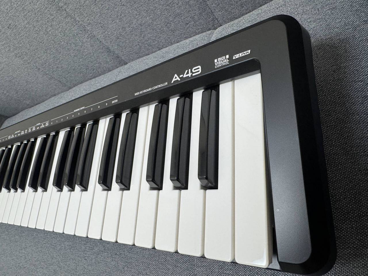 Roland A-49 BK ブラック MIDIキーボード・コントローラー 49鍵盤