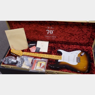 Fender 70th Anniversary American Vintage II 1954 Stratocaster -2-Color Sunburst-