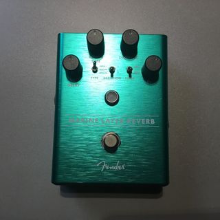 Fender MARINE LAYER REV