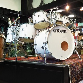 YAMAHA 【USED】Maple Custom Absolute Nouveau 6pc Set [22BD，8TT，10TT，12TT，14TT，16TT/Made In Japan]