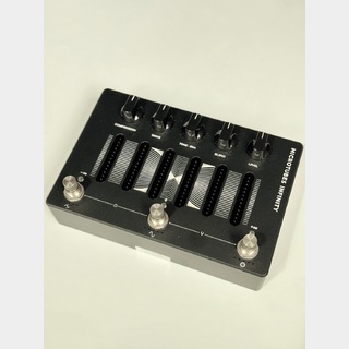 Darkglass Electronics Microtubes Infinity ベースプリアンプ ディストーション／コンプレッサー／6バンドEQ／IR／オーディオイン