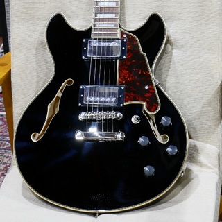 D'Angelico Premier Mini DC / Black 【弾き易いコンパクトサイズのセミアコ】