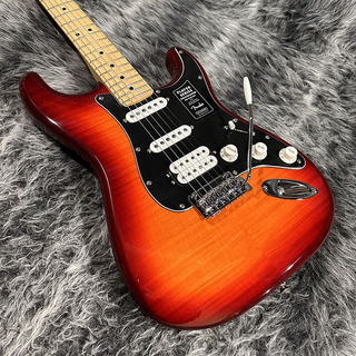 FenderPlayer Stratocaster HSS Plus Top Maple Fingerboard Aged Cherry Burst 