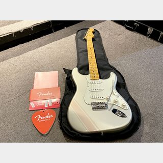 Fender FSR Made In Japan Traditional 50s Stratocaster with Competition Stripe Inca Silver with Shore