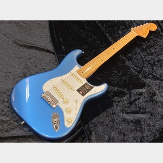 FenderAmerican Vintage II 1973 Stratocaster Maple Fingerboard / Lake Placid Blue 