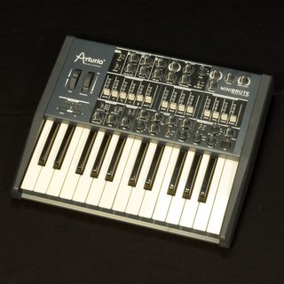 Arturia MicroBrute UFO ほぼ未使用　シンセサイザー
