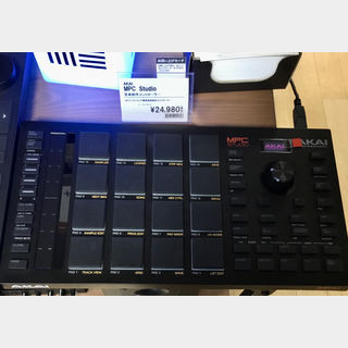 AKAI MPC Studio 2 音楽制作コントローラー