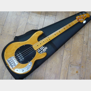 MUSIC MAN StingRay Bass