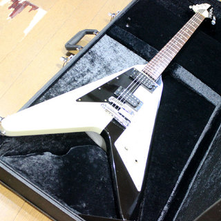 フライングVスタイル エレキギター EMG搭載　アヴァンチュールギターズ フライングVスタイル エレキギター EMG搭載 アヴァンチュールギターズ