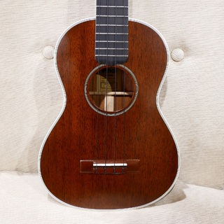 Pinoi PNT-12 / Tenor / Mahogany 【マーティンスタイルのテナーウクレレ】【特別価格】