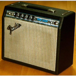 Fender1977年製 Vibro Champ