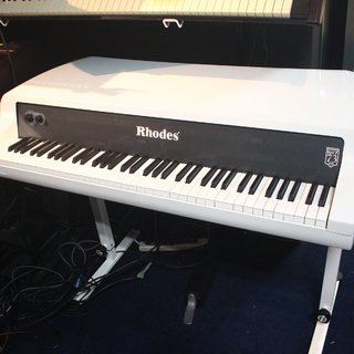 Rhodes MARK7 73KEY 【渋谷店】