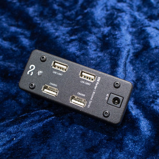 ONE CONTROL One Control Minimal Series USB Porter【USED】