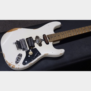 EVH Frankenstein Relic Series Maple Fingerboard / White