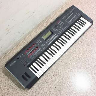 YAMAHA MOX6 "ソフトケース付" 【横浜店】