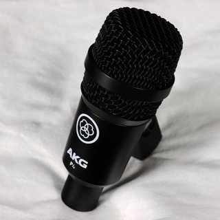 AKG P4 Dynamic Microphone 【梅田店】