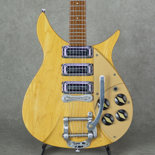 Rickenbacker325V59 Mapleglo