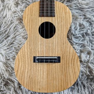 tkitki ukulele ECO-C Ash
