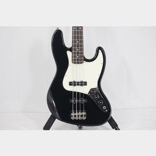 Fender STANDARD JAZZ BASS