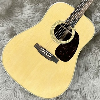 Martin D-28 Standard