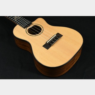 Uma Ukulele UK-16SC Concert