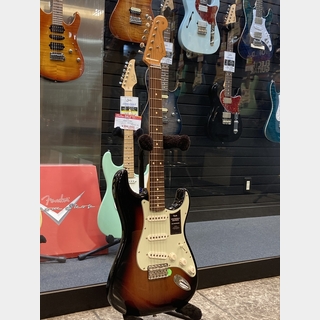 Fender VINTERA II 60S STRATOCASTER / 3-Color Sunburst