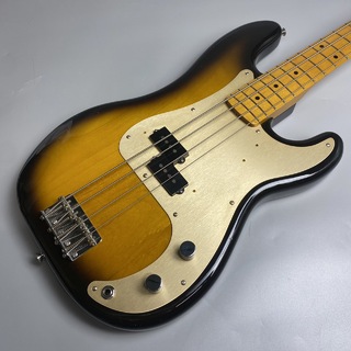 Fender PB57