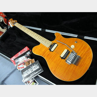 MUSIC MAN USA AXIS FLAME MAPLE / TRANS GOLD