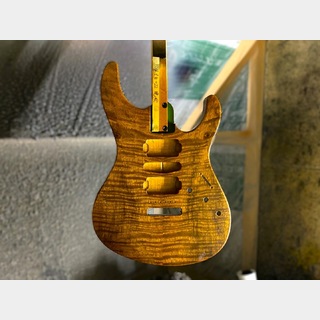 【Freedom】RRS希少カラー　※美品 エレクトリックギター、FREEDOM CUSTOM GUITAR RESEARCHの検索