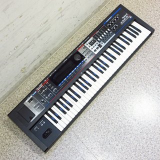 Roland JUNO-Gi "多彩な音色と強力なレコーダー機能を装備"【横浜店】