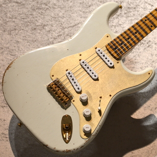 Fender Custom Shop Limited Edition 70th Anniversary 1954 Stratocaster Relic Gold Hardware Desert Tan #5077 【3.40kg】