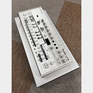 Roland TB-03 Bass Line
