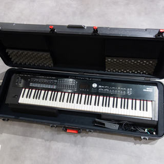 Roland RD-2000 Stage Piano 【ハードケース付き中古品】