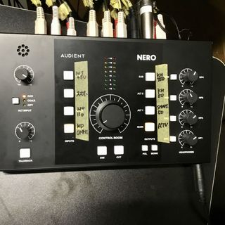 AUDIENTNERO ネロ デスクトップモニターコントローラー