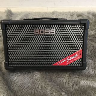 BOSS 【展示品特別価格】CUBE Street II Black 電池駆動 ステレオアンプ 10W 路上ライブ 小規模ライブCUBE-ST2