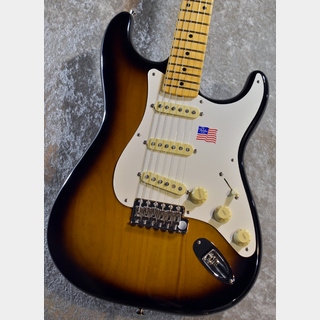 FenderEric Johnson Stratocaster 2-Color Sunburst #EJ23605【3.57kg/チョイ傷】【アルダーボディ/柾目ネック】