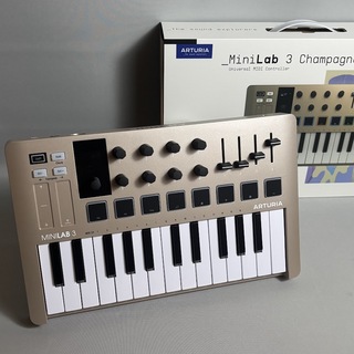 ARTURIAのキーボード／コントローラーMiniLab 3にオールホワイトモデル