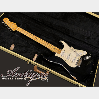 Fender Custom Shop1956 Stratocaster /2001 Soft V Relic & 2011 Aged Black Relic w/Aged Parts 3.45kg "Like a Blackie"