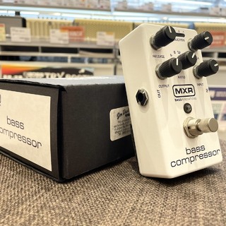 MXR M87 Bass Compres