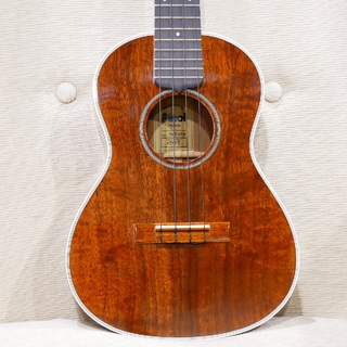 Pinoi PNT-14K / Tenor / Koa 【マーティンスタイルのテナーウクレレ】【チョイキズ特価品】