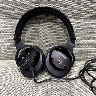 SONY 【現物写真】MDR-M1ST　密閉型オーバーイヤーヘッドホン ソニー