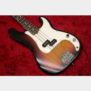 FenderHighway One Precision Bass 3-Color Sunburst 2009 3.885kg #Z9452283【GIB横浜】