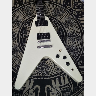 Gibson ~Exclusive Model~ 80s Flying V -Classic White- 【#210640046】【3.15kg】