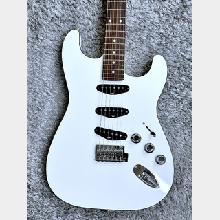 FenderAerodyne Special Stratocaster Bright White / Rosewood 【2023年製】