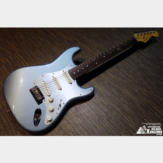 Fender FSR American Deluxe Stratocaster Ice Blue Metallic【希少な限定モデル!】