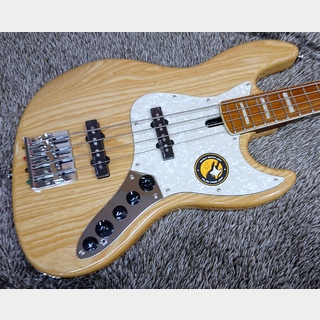 Sire Marcus Miller V8 4st NT (Natural)【2024年製】