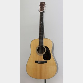 Martin D-28 Standard
