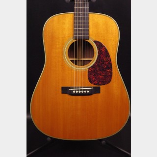 Martin HD-28V