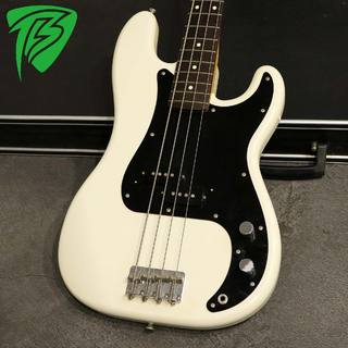 Squier by Fender Silver Series Precision Bass Made In Japan Vintage White 1993-1994